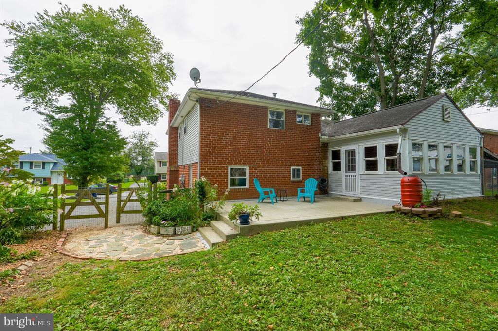 609 SCHOOL LN, WALLINGFORD, PA 19086 — photo 4