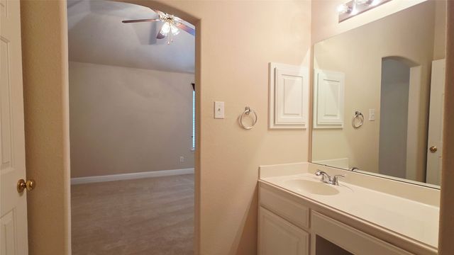 1902 Smoke Tree Trail, Garland, TX 75040