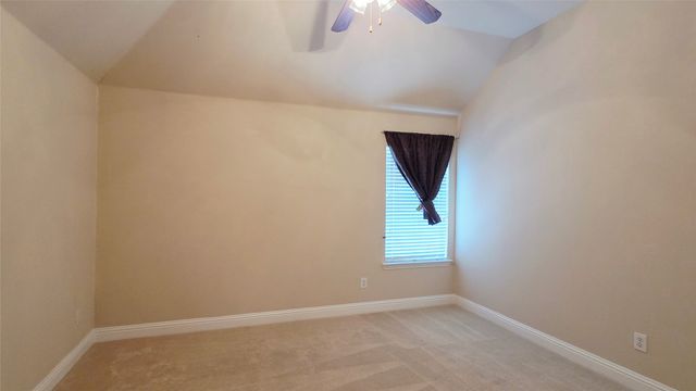 1902 Smoke Tree Trail, Garland, TX 75040