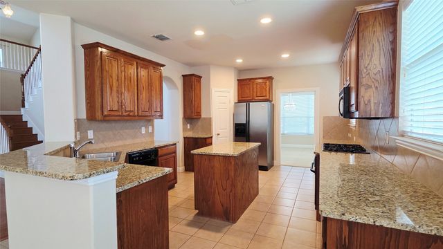 1902 Smoke Tree Trail, Garland, TX 75040