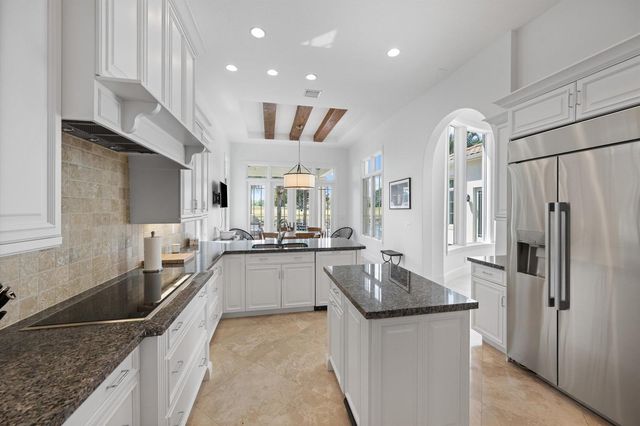 12200 Sunnydale Drive, Wellington, FL 33414