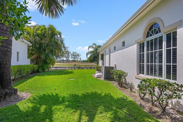 12200 Sunnydale Drive, Wellington, FL 33414