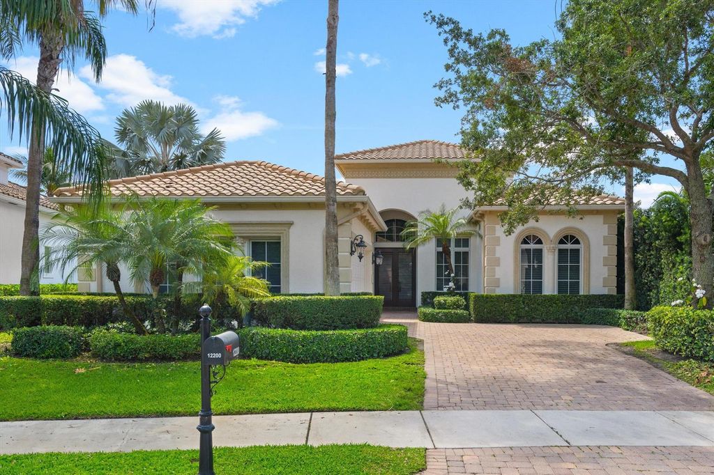 12200 Sunnydale Drive, Wellington, FL 33414