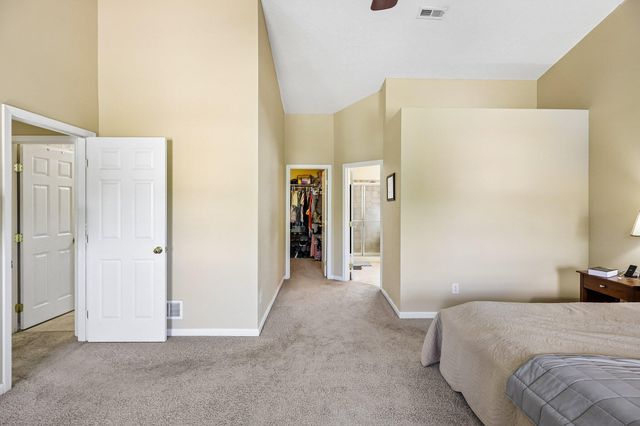 2885 Landings Way, Burlington, KY 41005