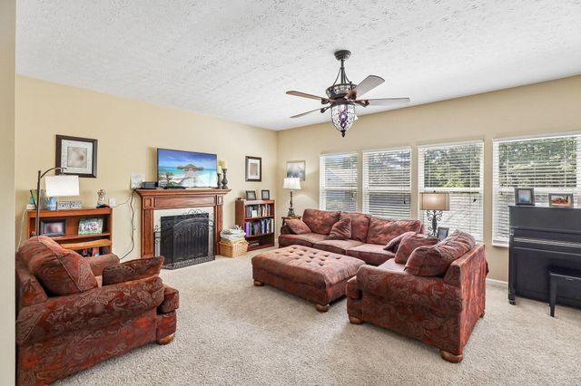 2885 Landings Way, Burlington, KY 41005