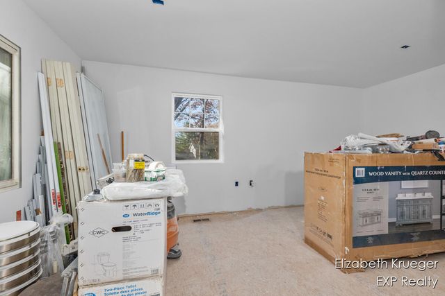 8945 Vergennes Street, Ada, MI 49301