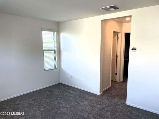 1127 E Cairn Street, Tucson, AZ 85719