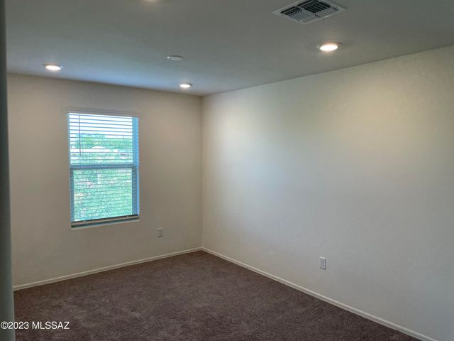 1127 E Cairn Street, Tucson, AZ 85719