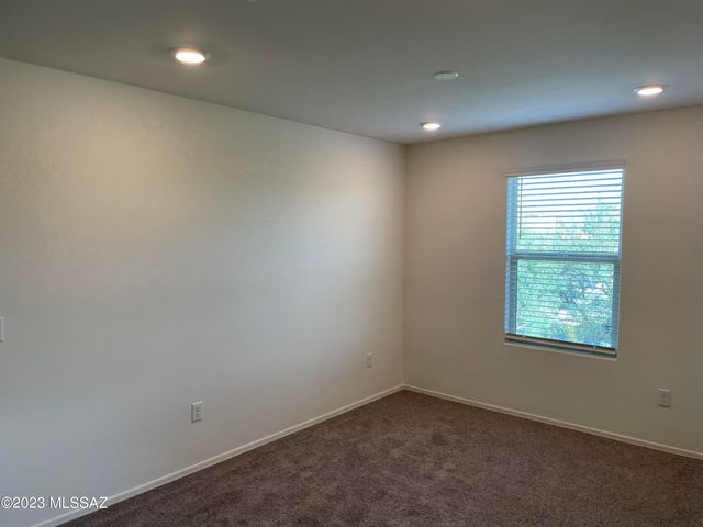 1127 E Cairn Street, Tucson, AZ 85719