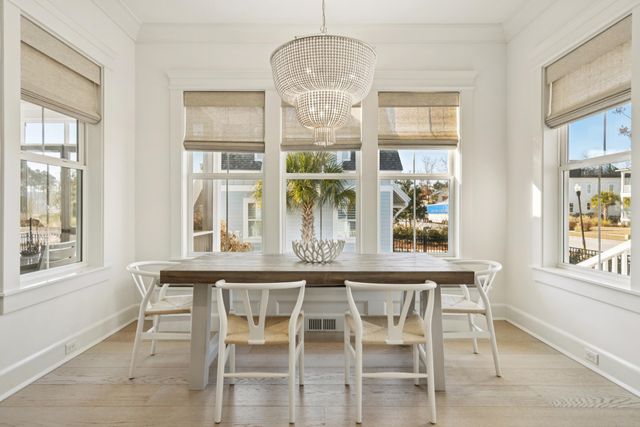 3803 Sawyers Island Dr Drive, Mount Pleasant, SC 29466