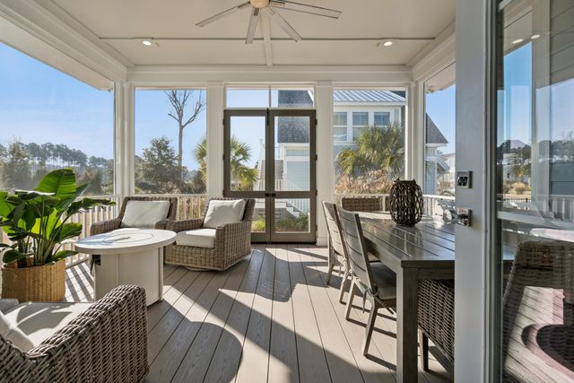 3803 Sawyers Island Dr Drive, Mount Pleasant, SC 29466