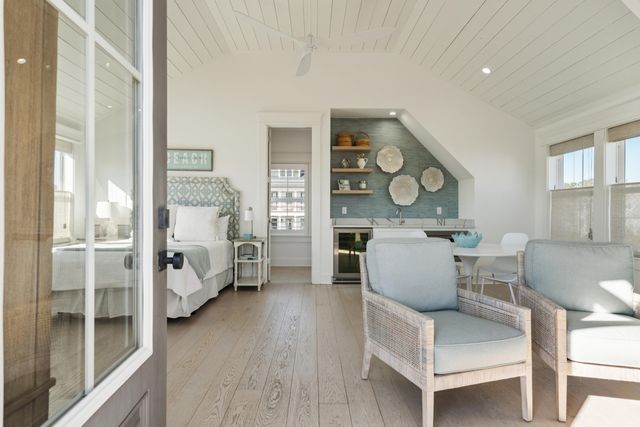 3803 Sawyers Island Dr Drive, Mount Pleasant, SC 29466