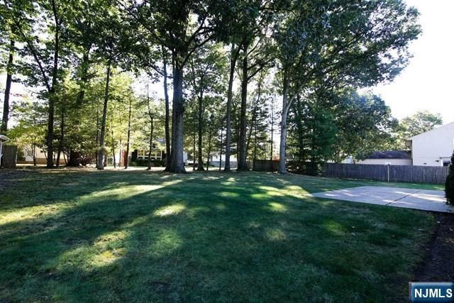 45 Merritt Drive, Oradell, NJ 07649