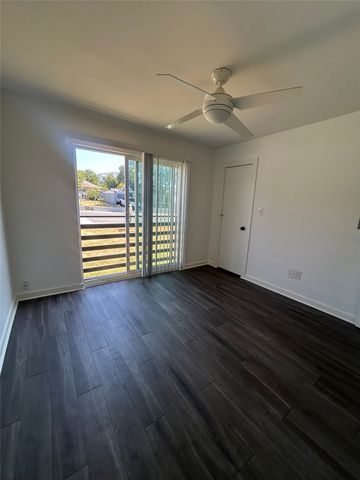 321 E 8th Street 116, Dallas, TX 75203