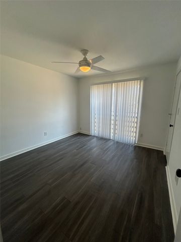 321 E 8th Street 116, Dallas, TX 75203