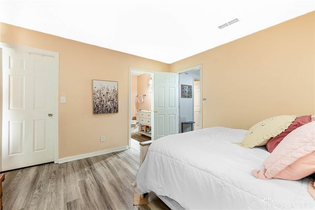 9320 Heritage Glen Drive, Miamisburg, OH 45342