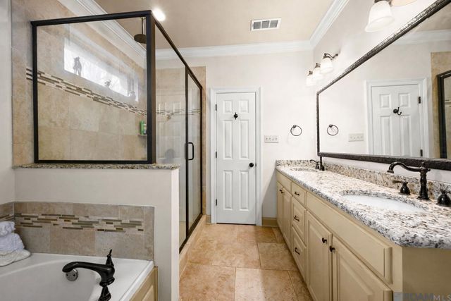 16336 La Louisiane Ct, Baton Rouge, LA 70817