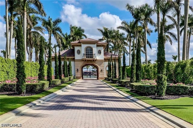10000 Isola WAY, Miromar Lakes, FL 33913