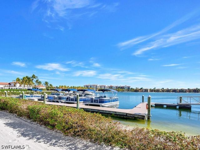 10000 Isola WAY, Miromar Lakes, FL 33913