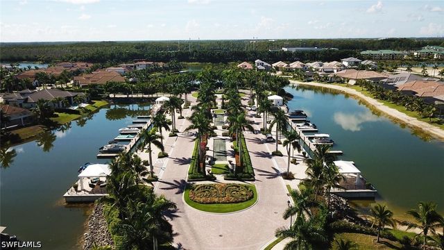 10000 Isola WAY, Miromar Lakes, FL 33913