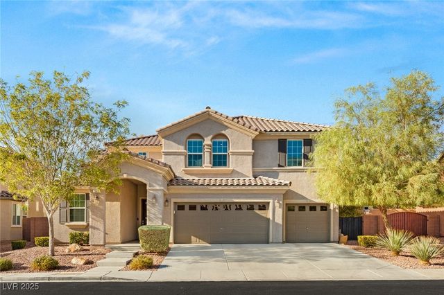 338 Azar Swan Avenue, Las Vegas, NV 89183