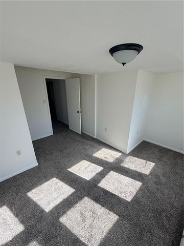 707 W 8th Street, Pittsburg, KS 66762