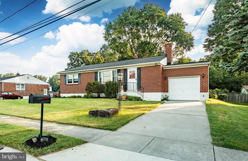 2005 WREXHAM RD, Wilmington, DE 19810