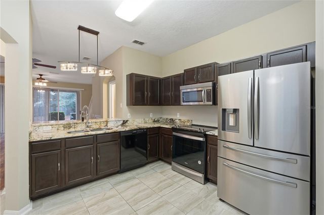 4140 BISMARCK PALM DRIVE, Tampa, FL 33610