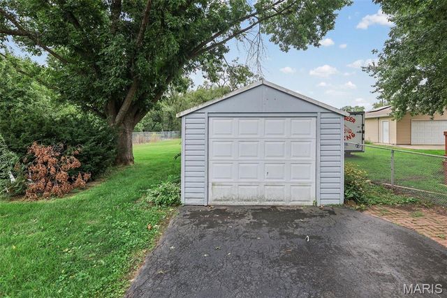 612 6th Street, East Alton, IL 62024