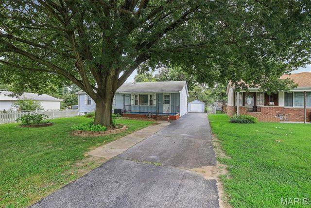 612 6th Street, East Alton, IL 62024