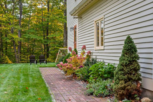 2 Serenity Lane, Meredith, NH 03253