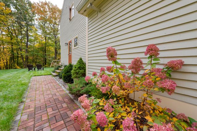 2 Serenity Lane, Meredith, NH 03253