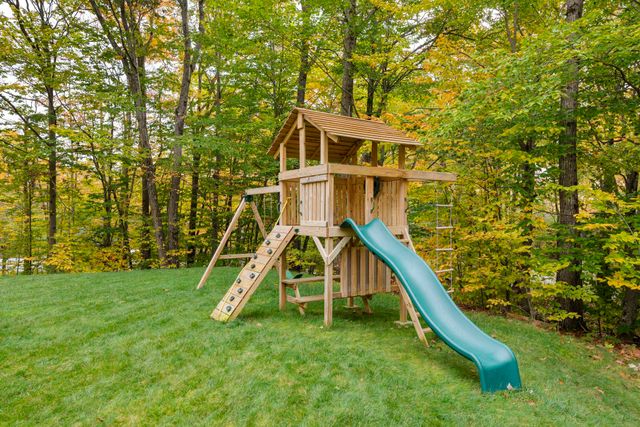 2 Serenity Lane, Meredith, NH 03253