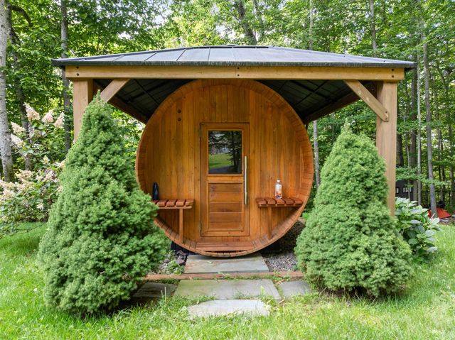2 Serenity Lane, Meredith, NH 03253