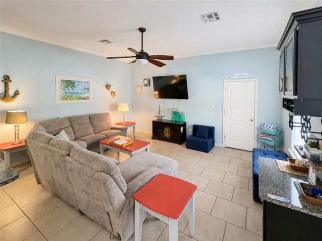 15209 S Padre Island Dr 106, Corpus Christi, TX 78418