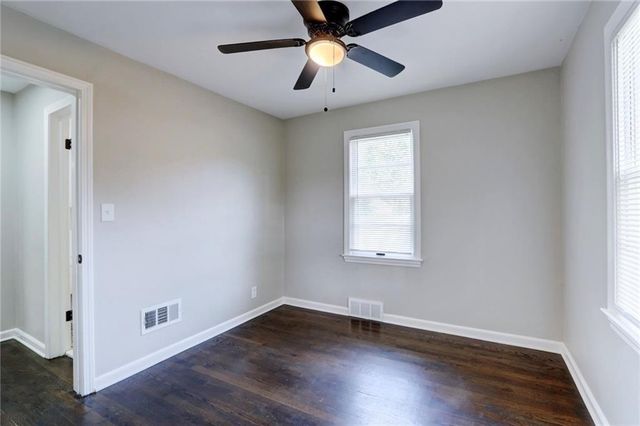 5520 Blue Ridge Boulevard, Raytown, MO 64133