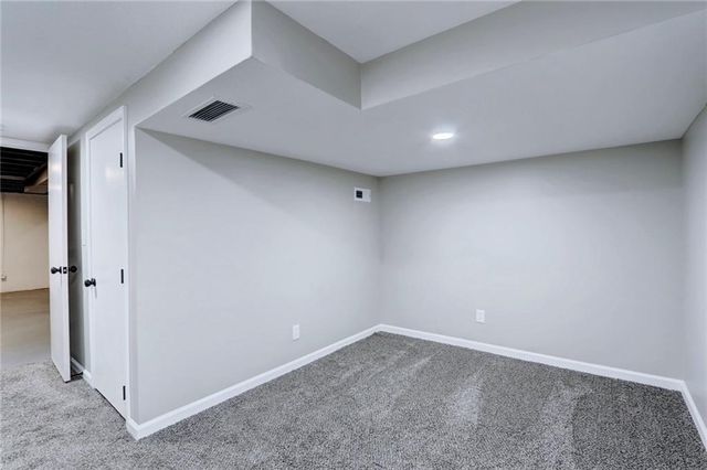 5520 Blue Ridge Boulevard, Raytown, MO 64133