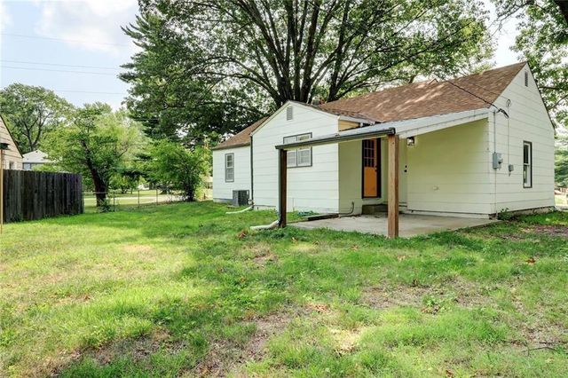 5520 Blue Ridge Boulevard, Raytown, MO 64133