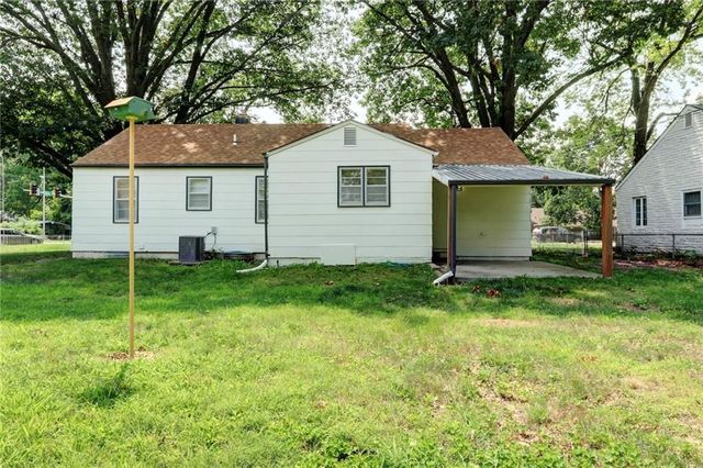 5520 Blue Ridge Boulevard, Raytown, MO 64133