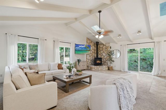 12880 Tabeau Ct, Pine Grove, CA 95665