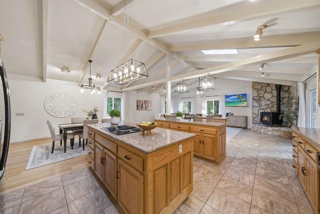 12880 Tabeau Ct, Pine Grove, CA 95665