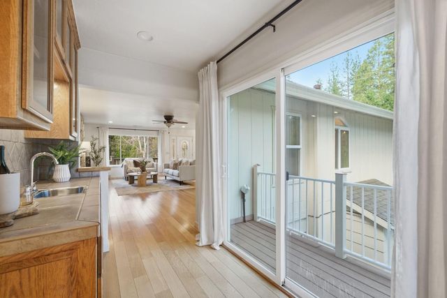 12880 Tabeau Ct, Pine Grove, CA 95665