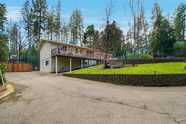 12880 Tabeau Ct, Pine Grove, CA 95665