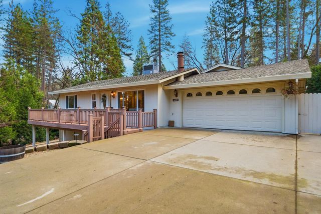 12880 Tabeau Ct, Pine Grove, CA 95665