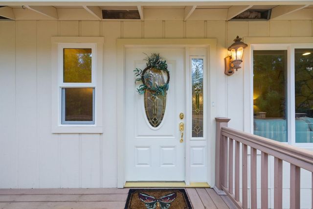 12880 Tabeau Ct, Pine Grove, CA 95665