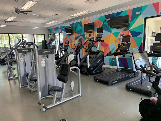 6930 NW 27th Avenue, Boca Raton, FL 33496