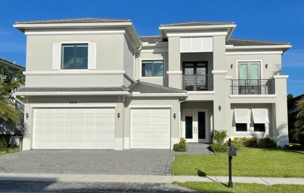 6930 NW 27th Avenue, Boca Raton, FL 33496