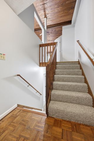 3629 Squires Woods Way, Lexington, KY 40515