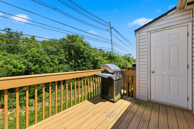 3629 Squires Woods Way, Lexington, KY 40515