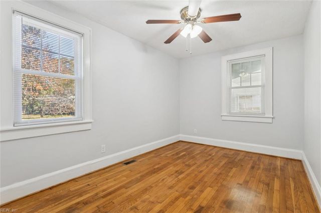 2320 Battery Park RD, Chesapeake, VA 23323